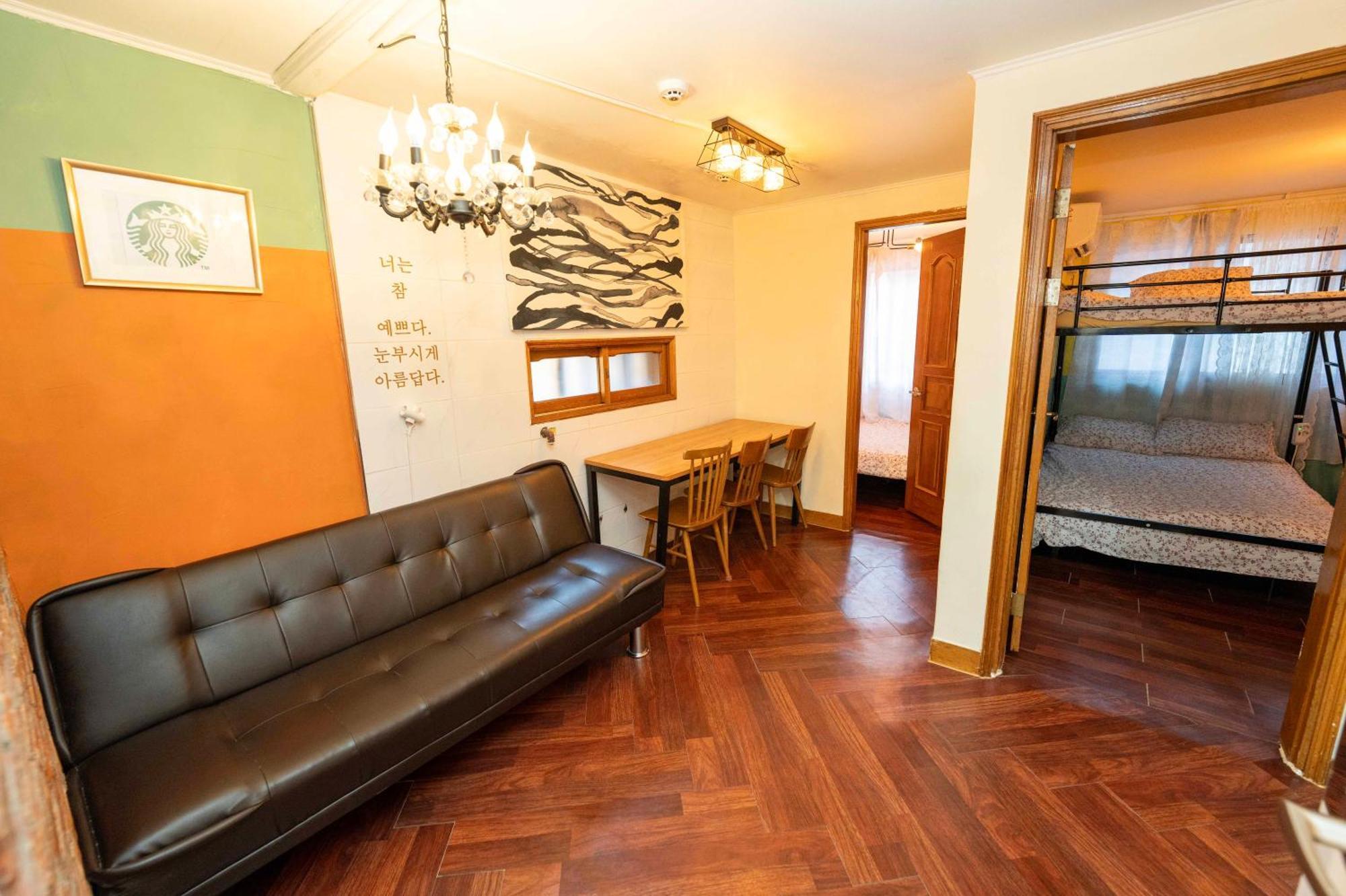 2 - Gu&Anne House Seoul Hongdae Stn 5Rooms,4Bathroom *