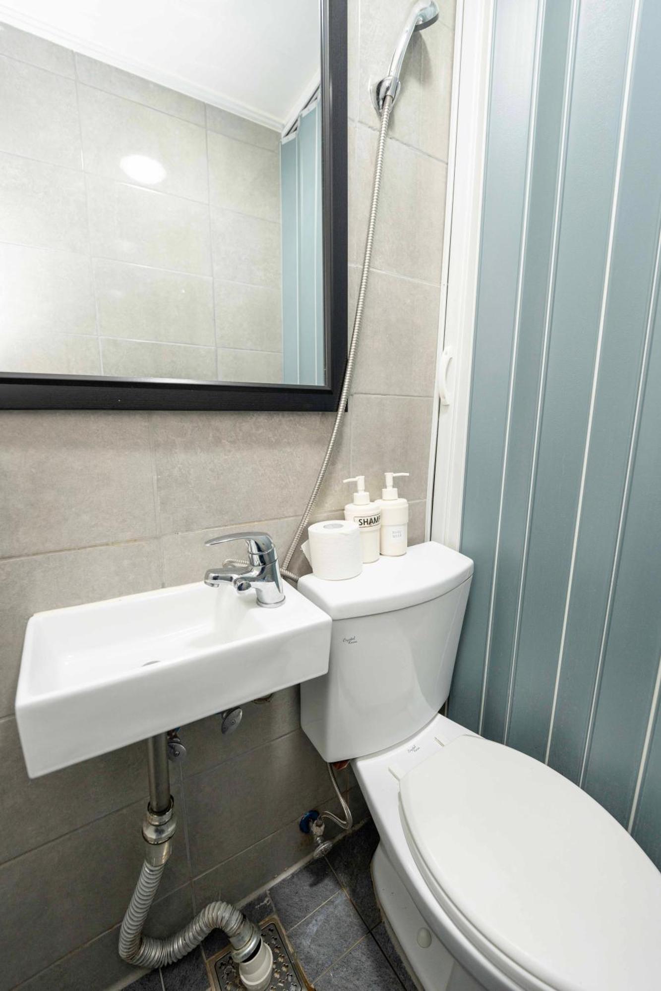 2 - Gu&Anne House Seoul Hongdae Stn 5Rooms,4Bathroom