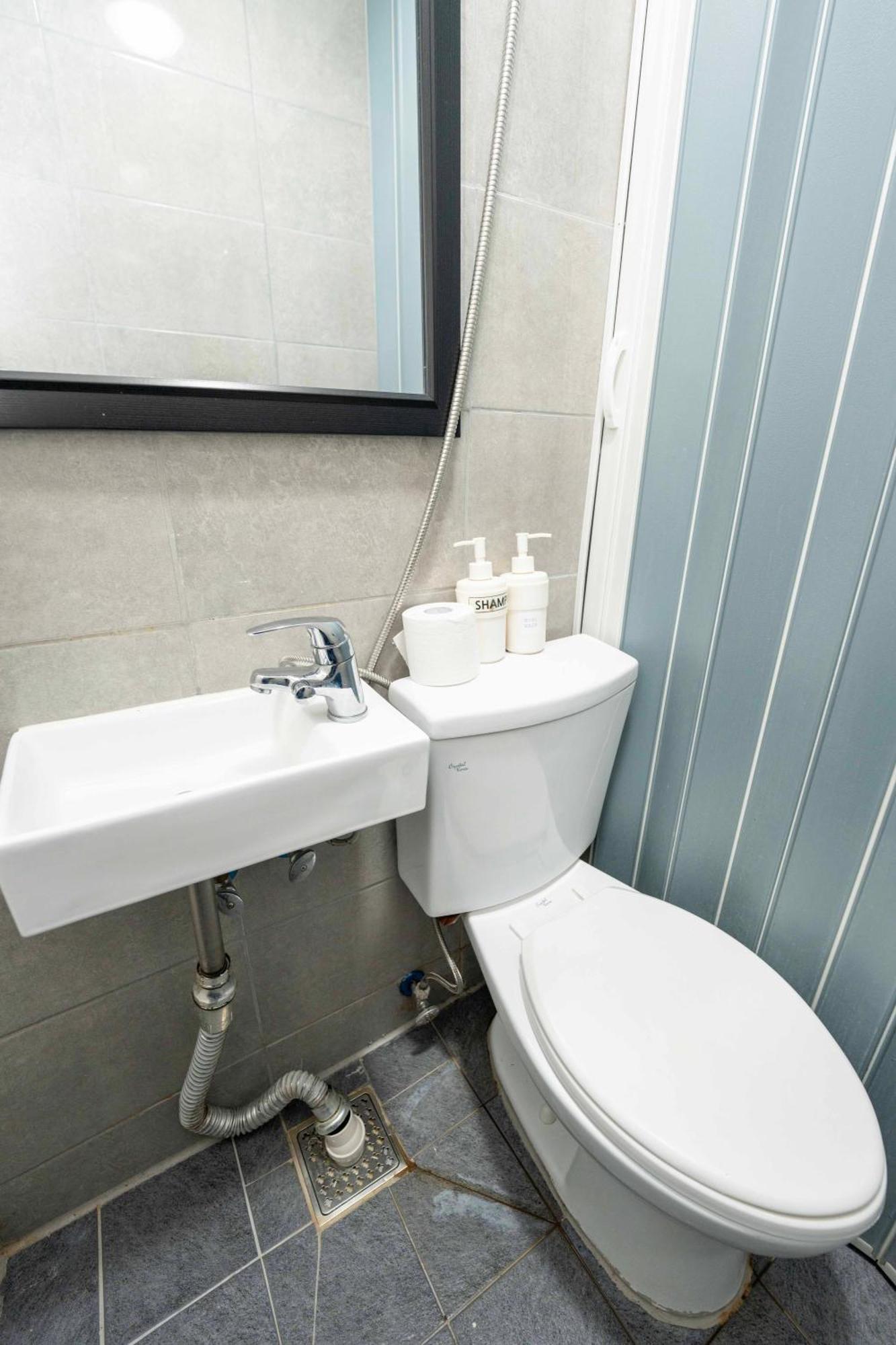 2 - Gu&Anne House Seoul Hongdae Stn 5Rooms,4Bathroom Apartment