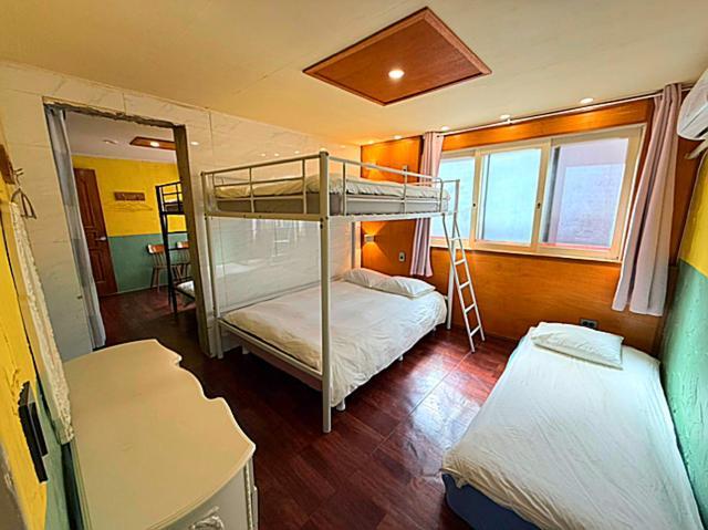 Apartment 2 - Gu&Anne House Seoul Hongdae Stn 5Rooms,4Bathroom *