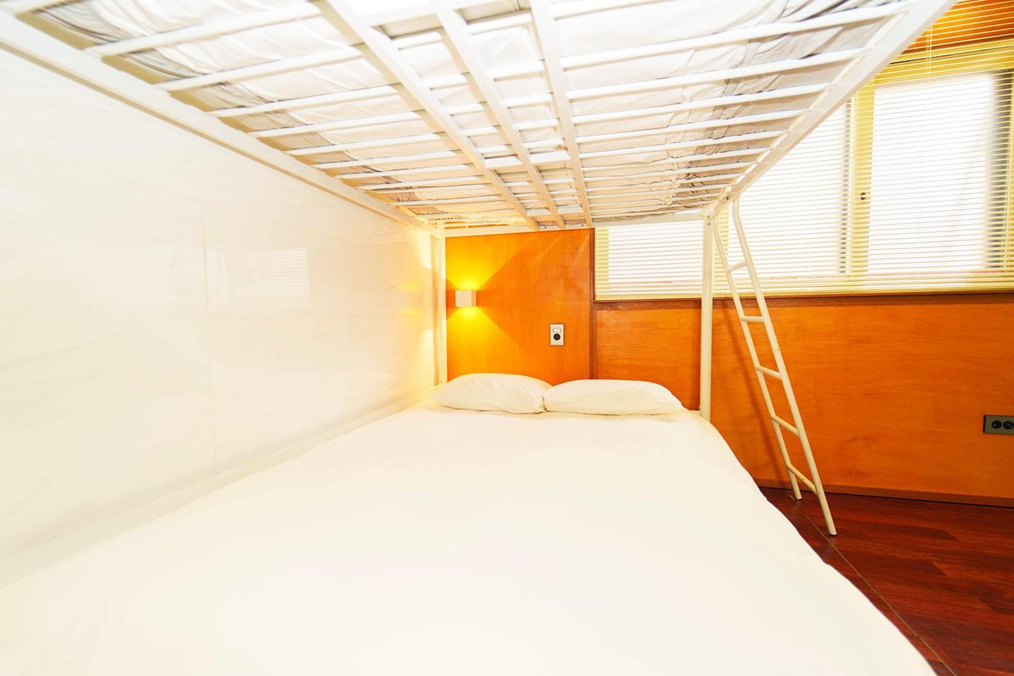 2 - Gu&Anne House Seoul Hongdae Stn 5Rooms,4Bathroom Apartment Seoul