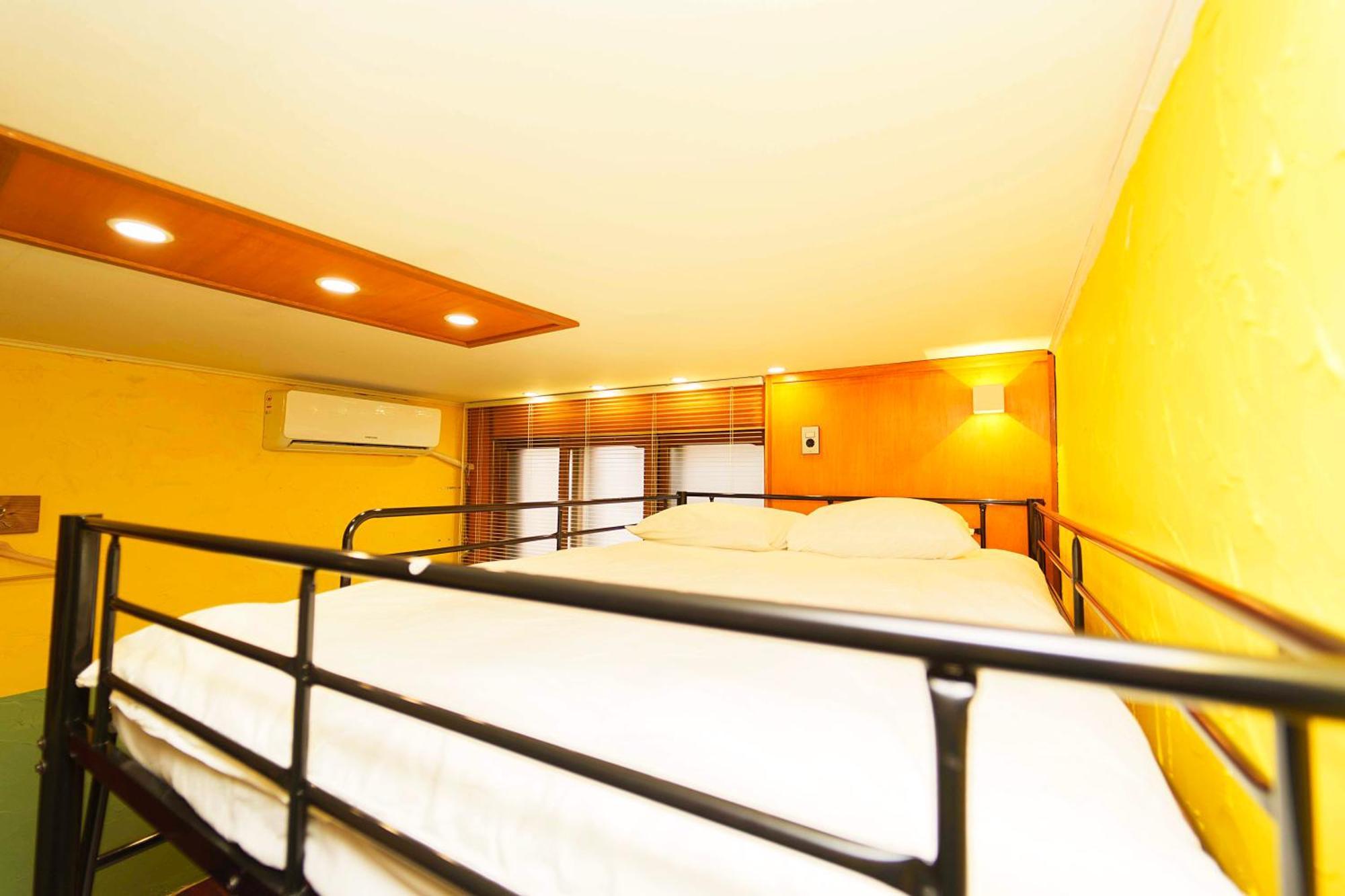 2 - Gu&Anne House Seoul Hongdae Stn 5Rooms,4Bathroom *