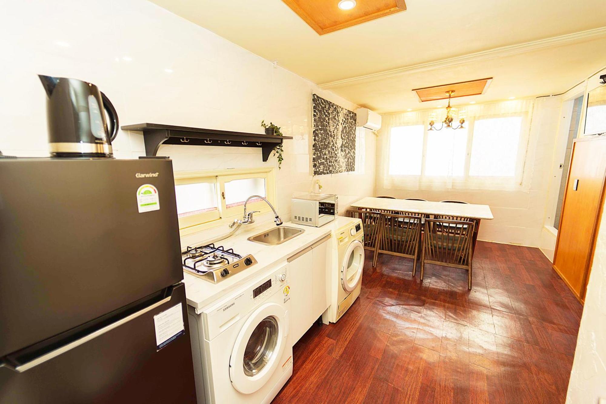 2 - Gu&Anne House Seoul Hongdae Stn 5Rooms,4Bathroom Seoul
